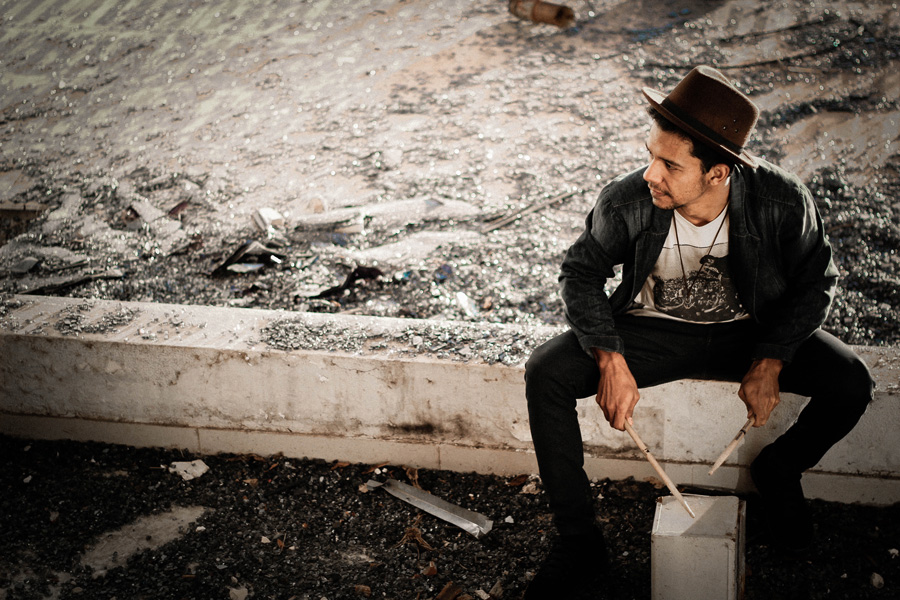 Hipster that speaks Slang in Spanish