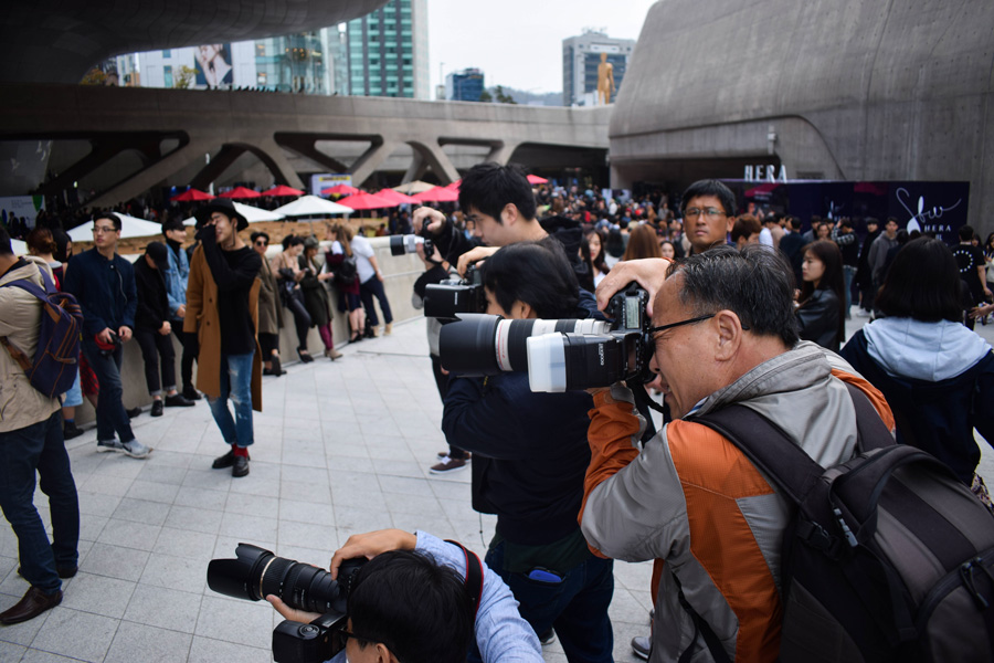 localise to an Asian market - Asian Photography
