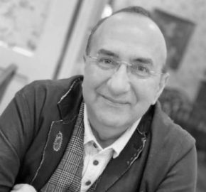 Portrait of the voice artist Ali-Bijan F