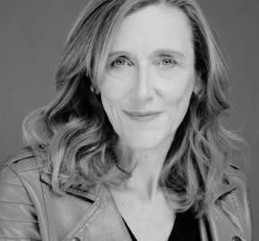 Lesley W